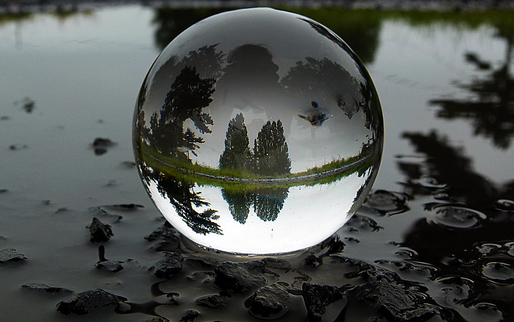 Picture of a reflection in a glass ball